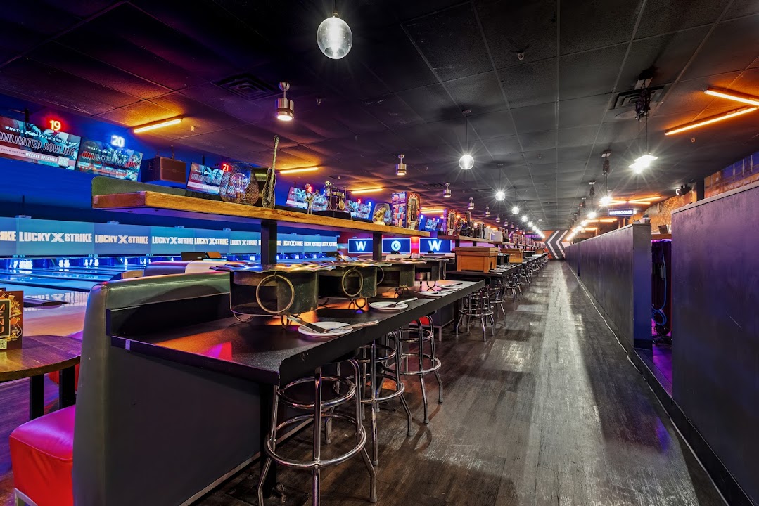 Lucky Strike Naperville